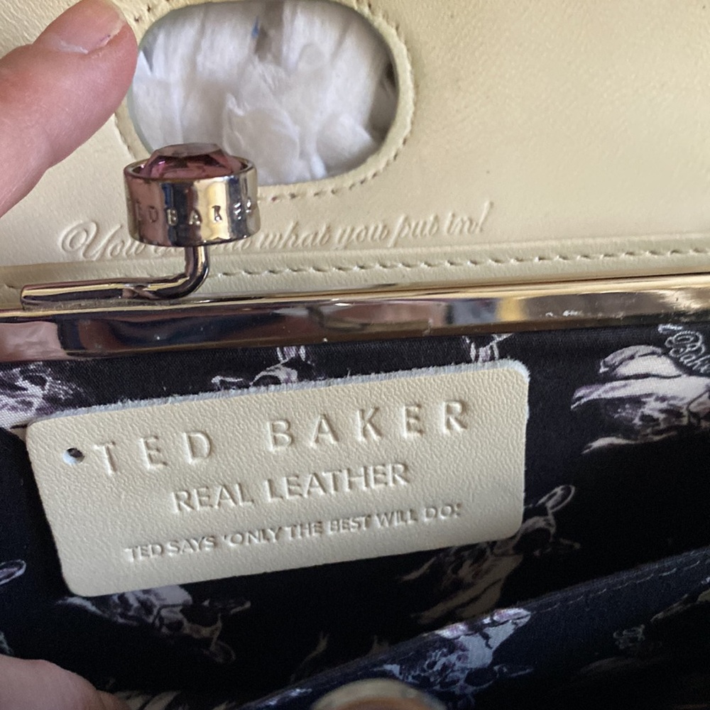 TED BAKER LONDON Iconic Taxi Patent Leather Wallet - Picture 7 of 10